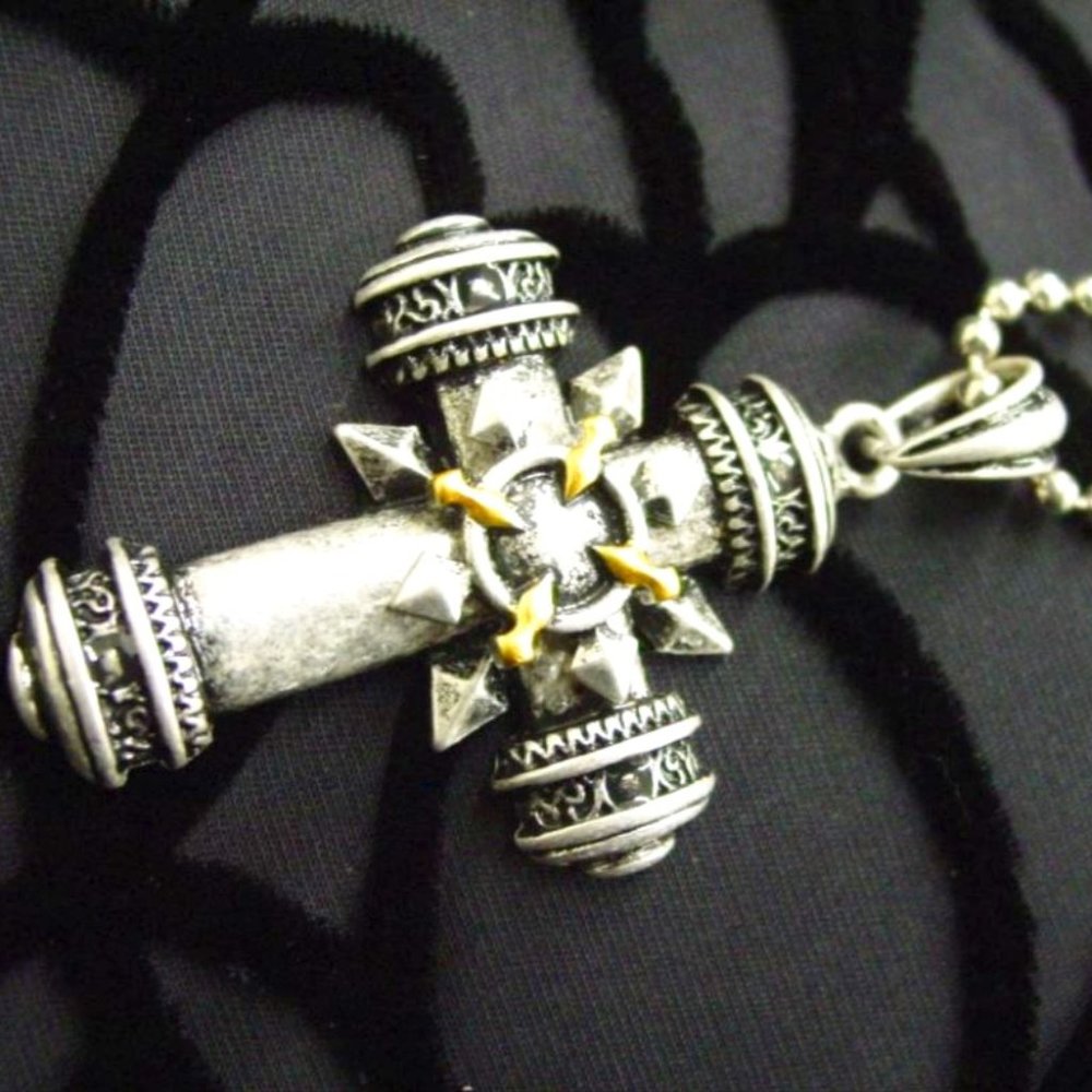 Men / Women Gothic Silver Cross Pendant Charm Necklace With Arrows